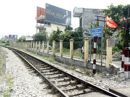 Xây dựng đường gom